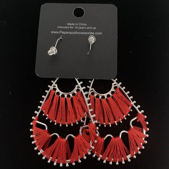 Paparazzi Fashion Jewelry Samba Scene Red Hook Earrings - Picture 3 of 3